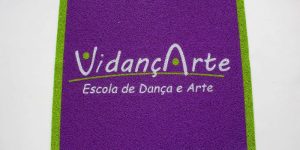 capacho de porta personalizado roxo vidança arte escola de dança e arte